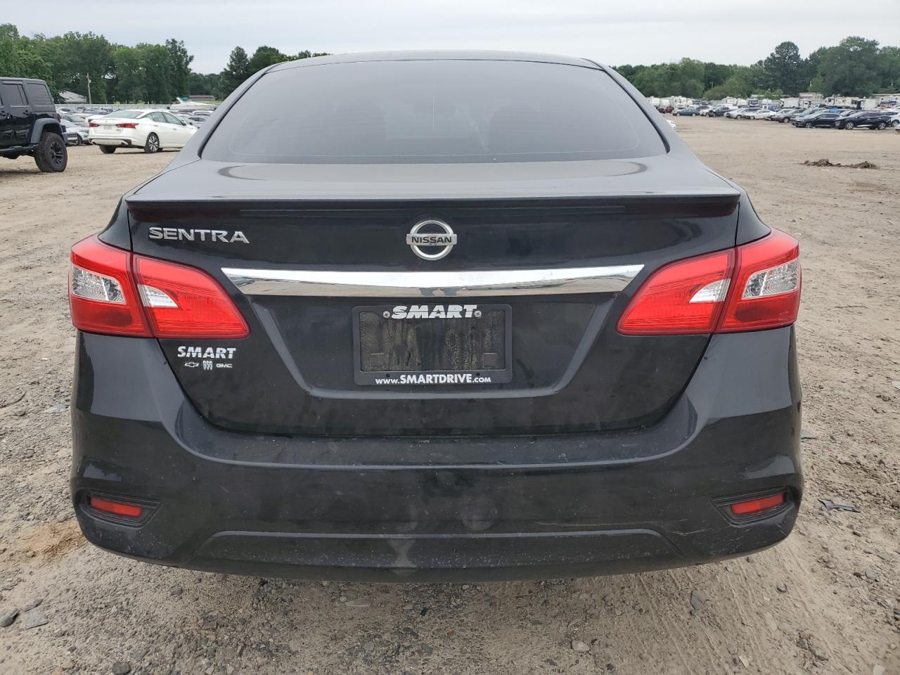 3N1AB7AP1JY301244 2018 Nissan Sentra S