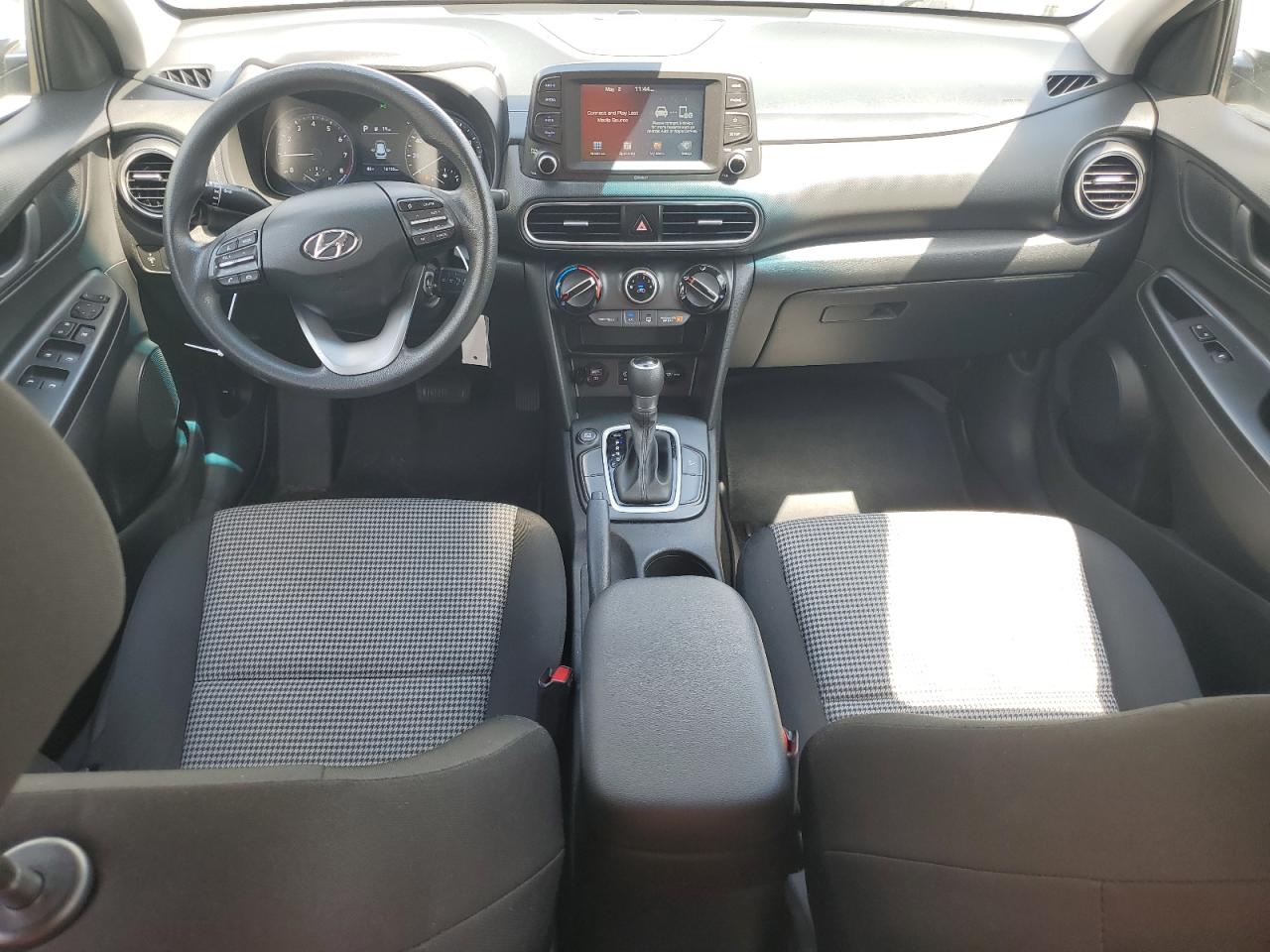 KM8K12AA2KU296073 2019 Hyundai Kona Se