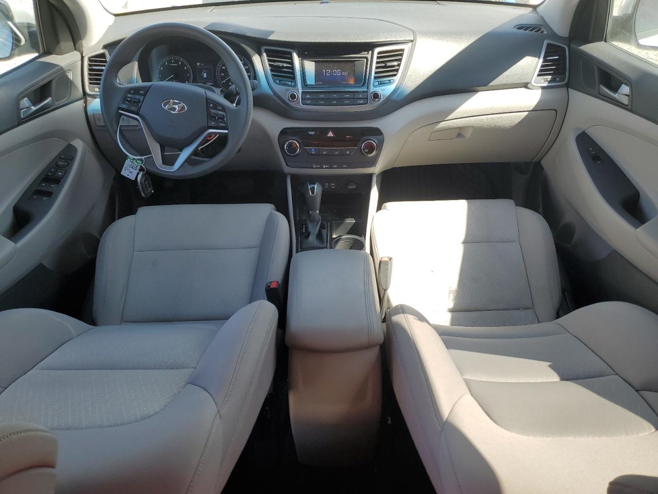 KM8J33A48GU116723 2016 Hyundai Tucson Limited