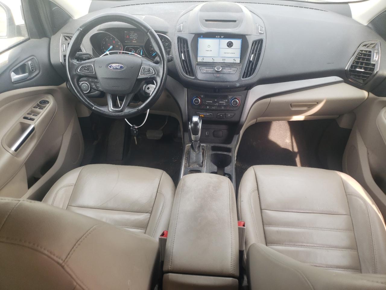 1FMCU9HD3JUB38165 2018 Ford Escape Sel