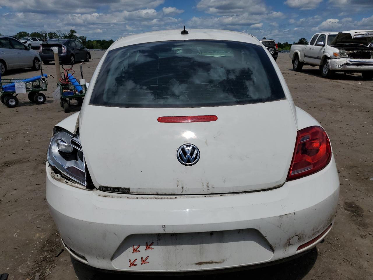 3VWJP7AT3DM604479 2013 Volkswagen Beetle