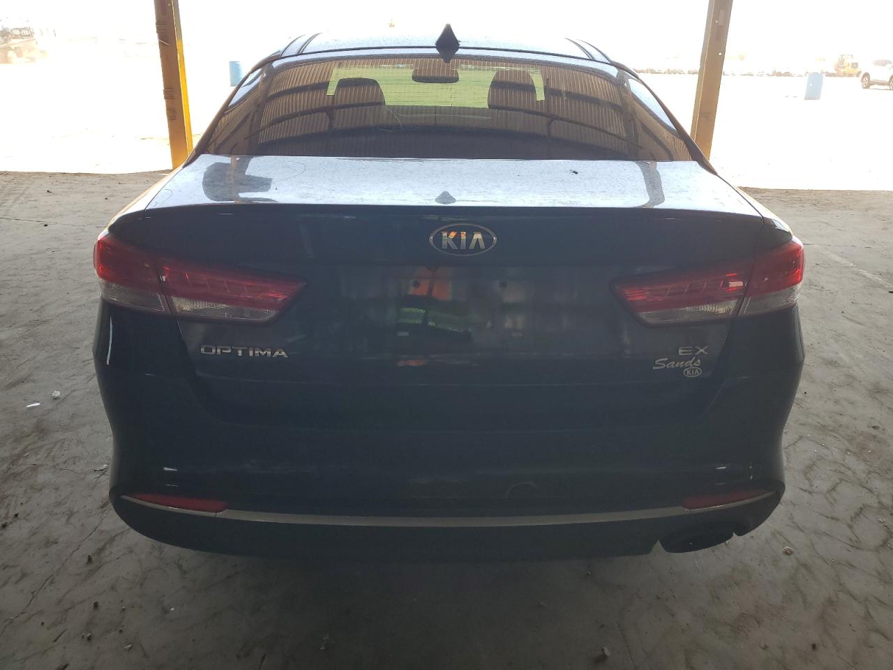 5XXGU4L35JG262015 2018 Kia Optima Ex