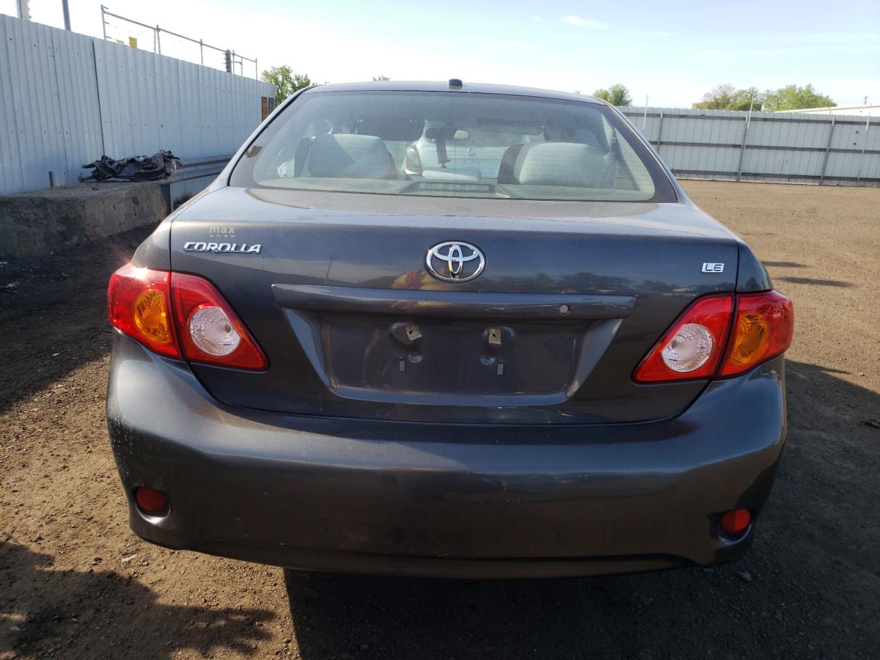 1NXBU4EE2AZ334240 2010 Toyota Corolla Base