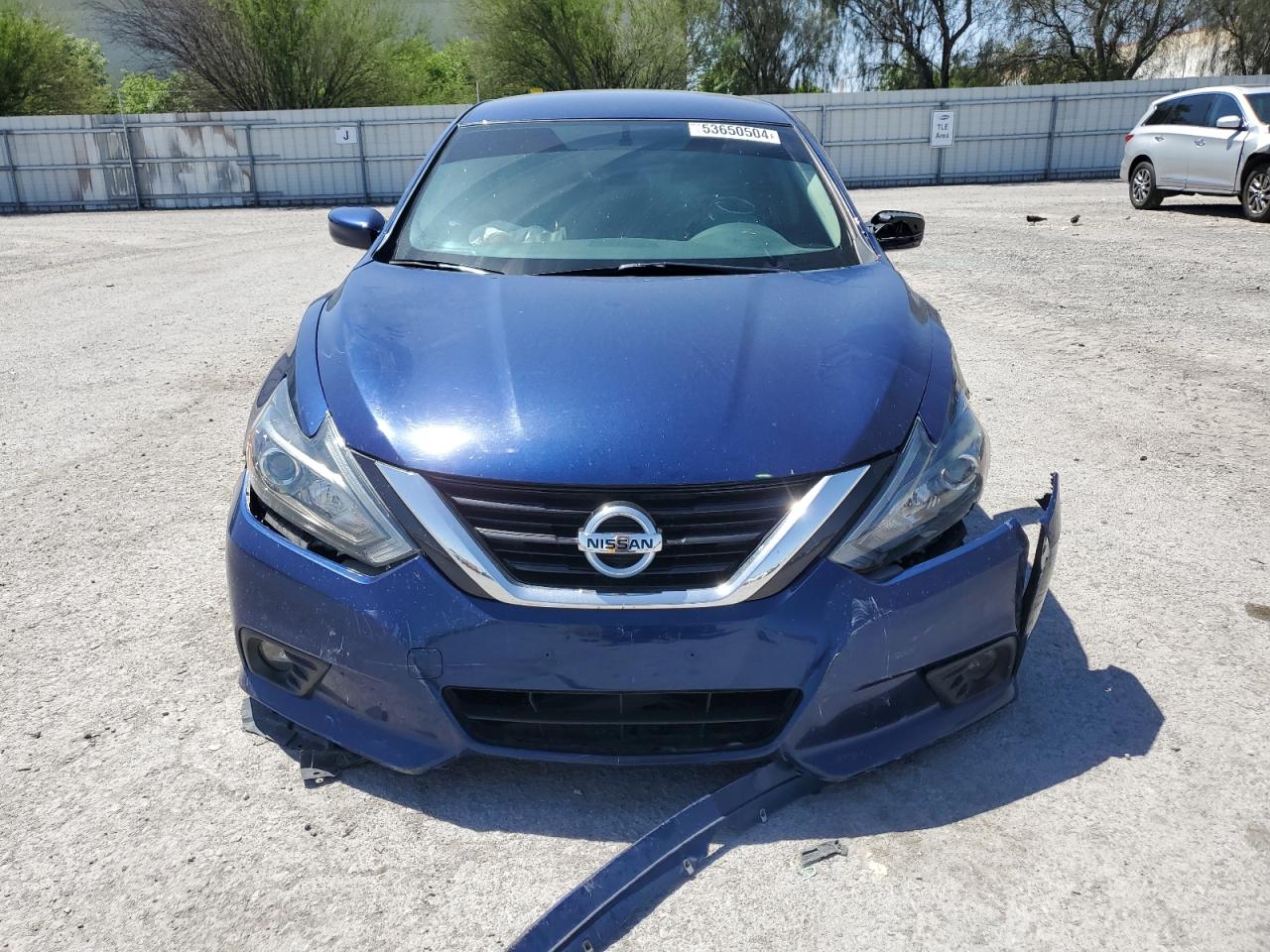 2018 Nissan Altima 2.5 vin: 1N4AL3AP0JC137180