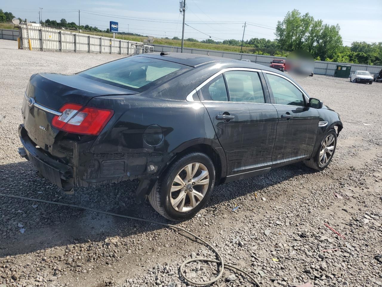 1FAHP2EW9BG174091 2011 Ford Taurus Sel