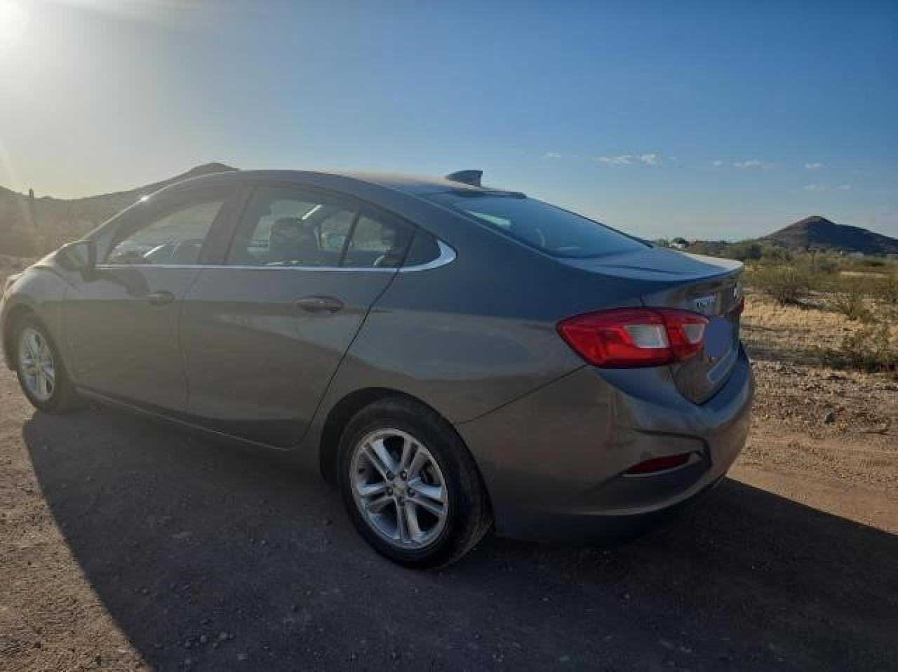 1G1BE5SM6H7151718 2017 Chevrolet Cruze Lt