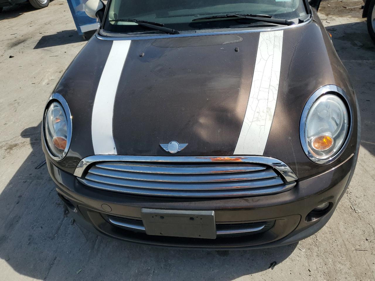 2012 Mini Cooper vin: WMWSU3C53CT541663