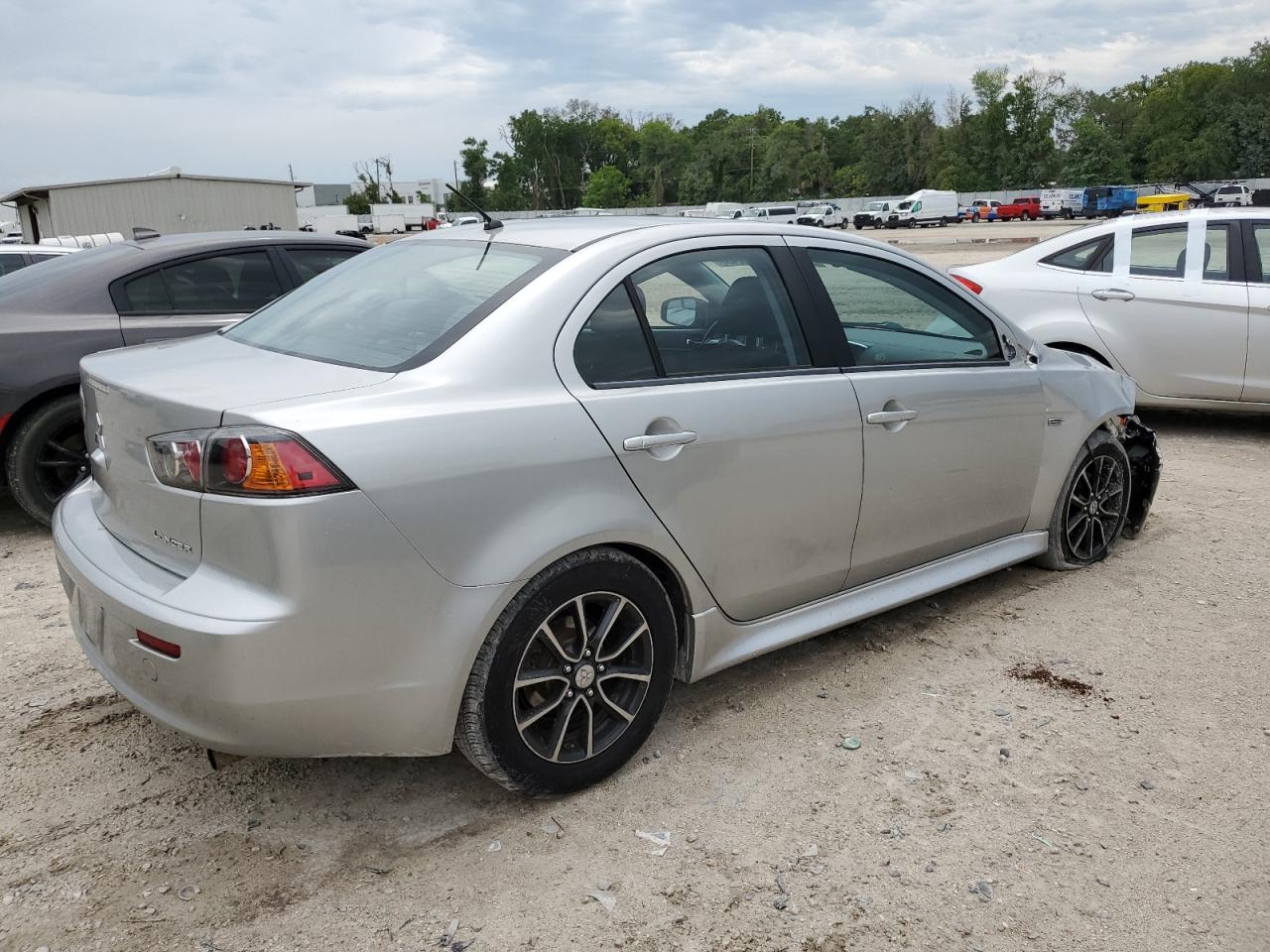 JA32U2FU6HU003376 2017 Mitsubishi Lancer Es