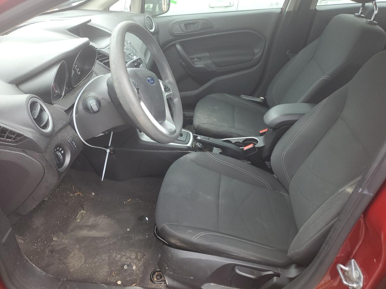 3FADP4BJ0HM132796 2017 Ford Fiesta Se