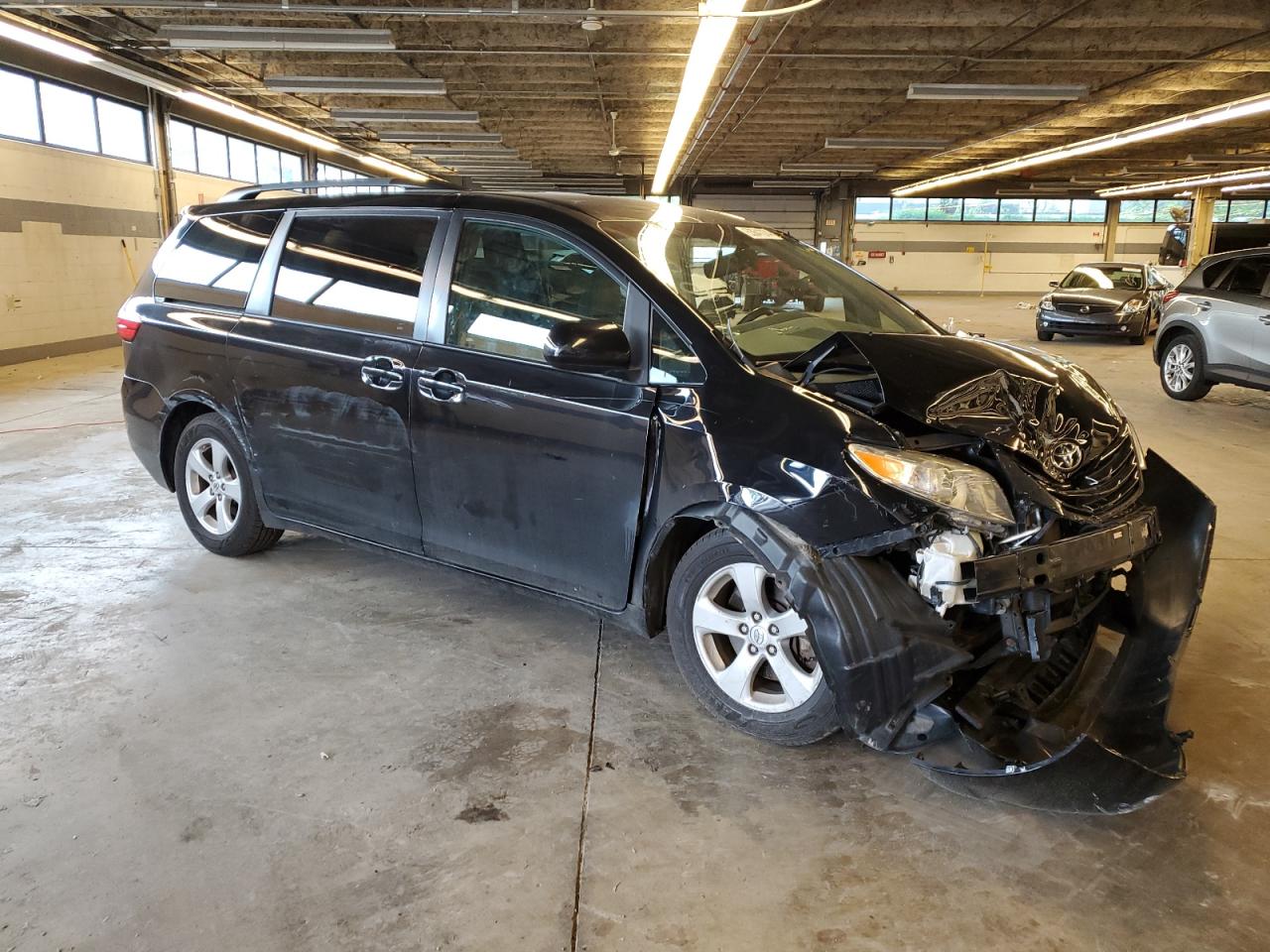 5TDKK3DC2FS551903 2015 Toyota Sienna Le