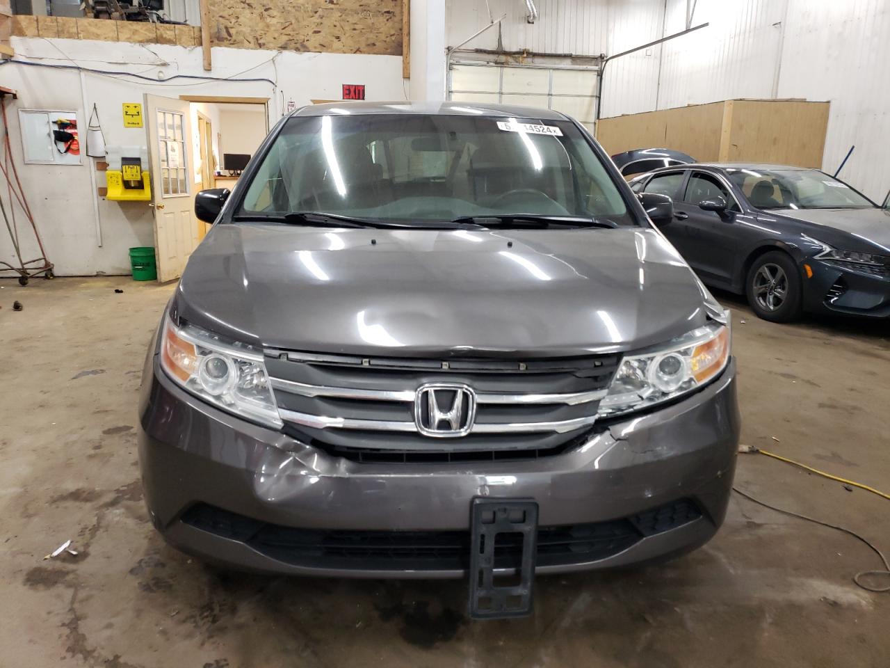 5FNRL5H42BB023125 2011 Honda Odyssey Ex