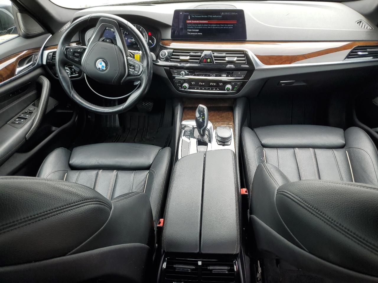WBAJE7C57JWC54776 2018 BMW 540 Xi