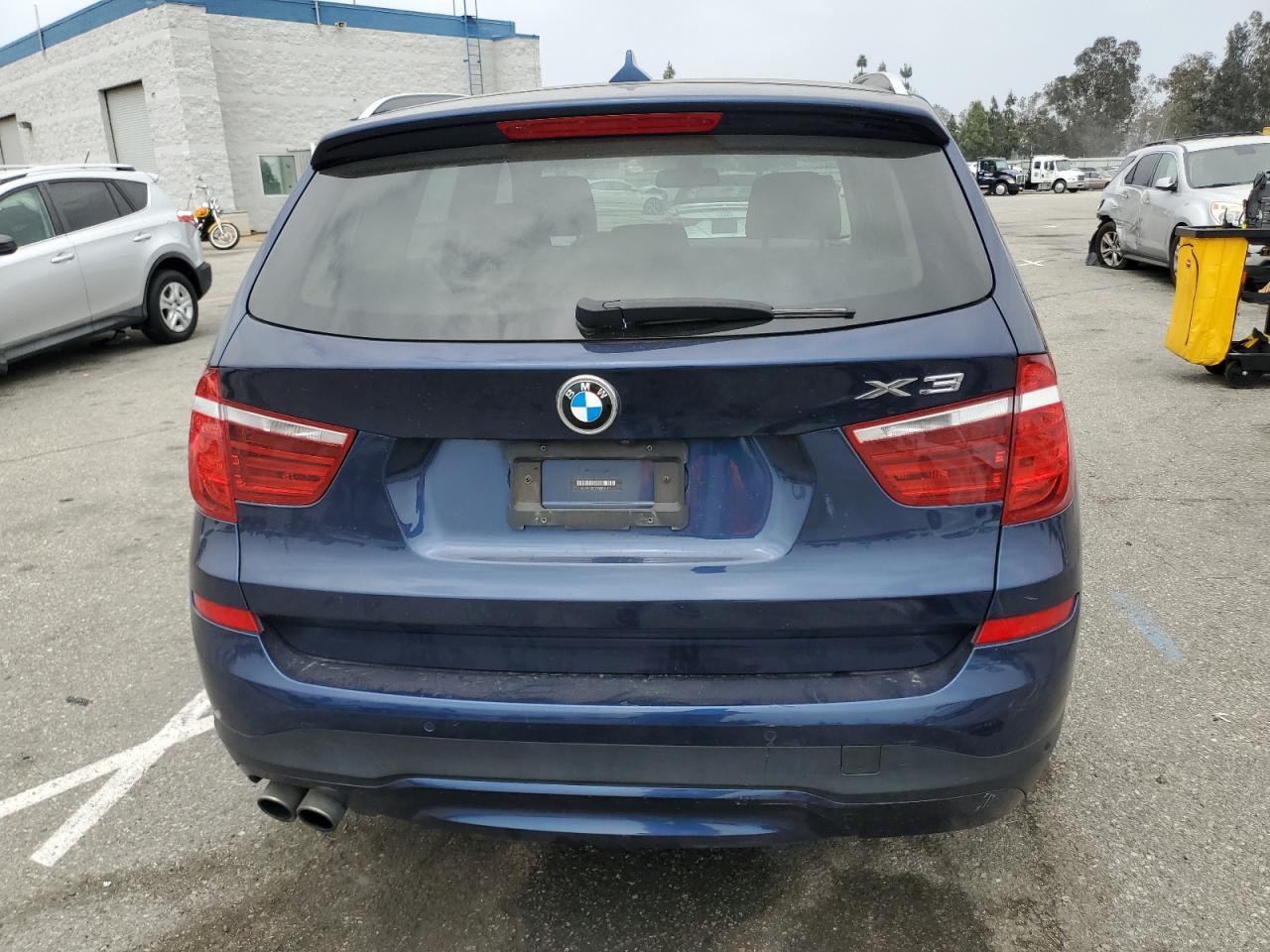 2016 BMW X3 xDrive28I vin: 5UXWX9C53G0D86541