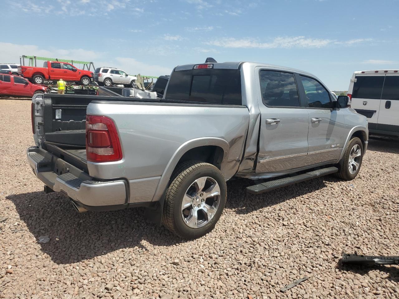 1C6SRFJT9KN698938 2019 Ram 1500 Laramie