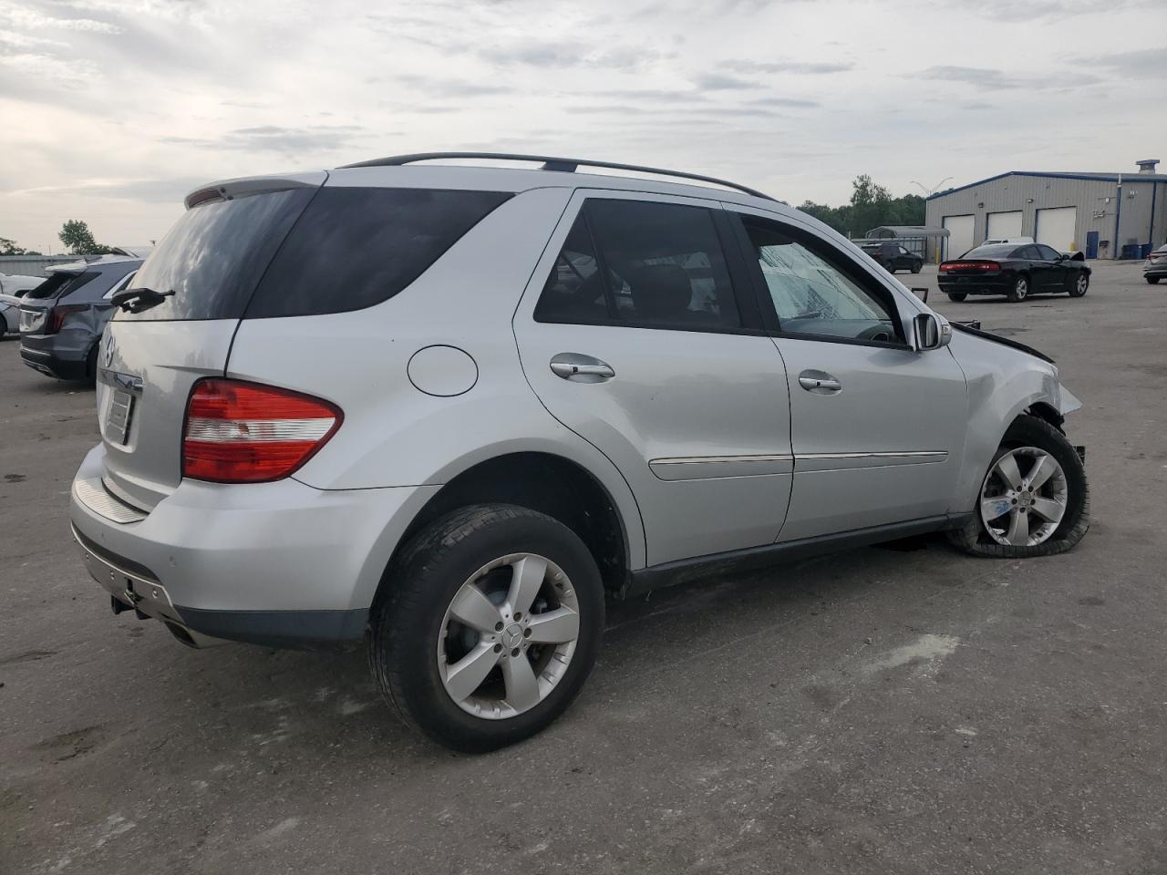 4JGBB75E26A005988 2006 Mercedes-Benz Ml 500