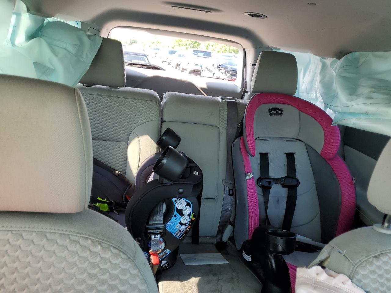 1GKKNKLA5JZ146440 2018 GMC Acadia Sle