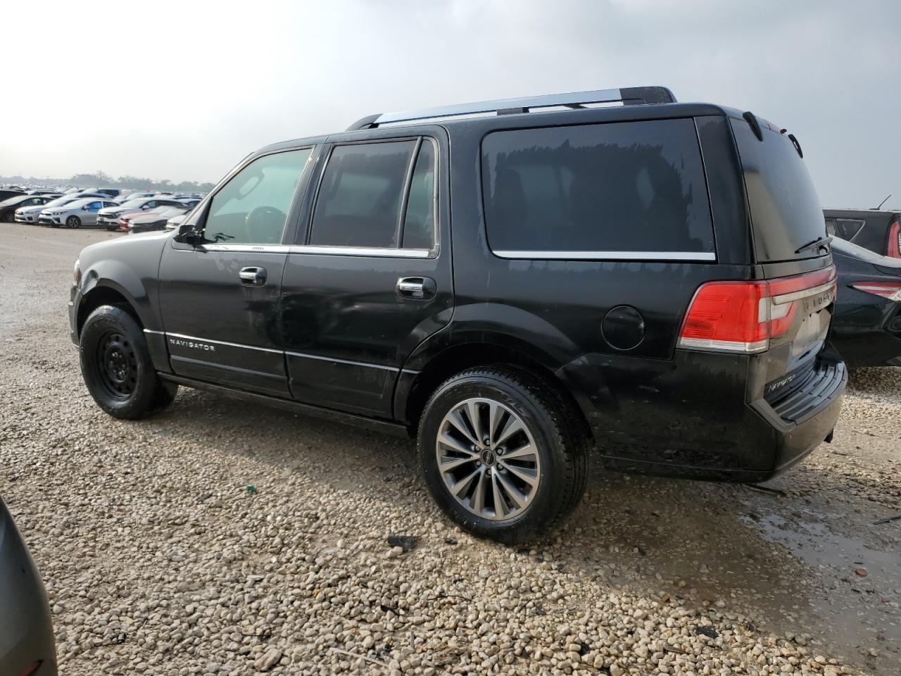 2015 Lincoln Navigator vin: 5LMJJ2HT2FEJ08796