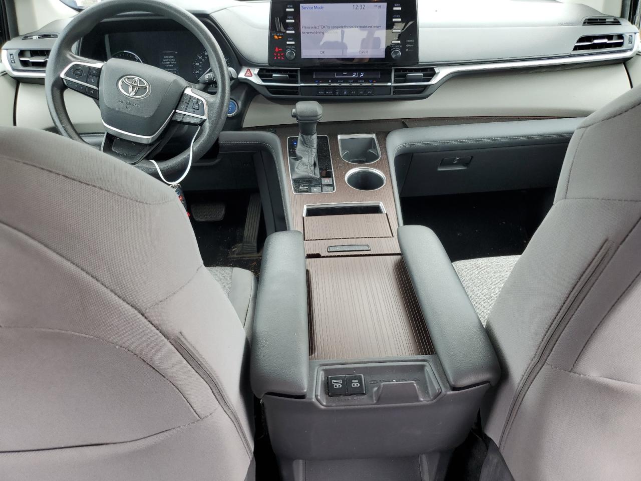 5TDKRKEC4MS048763 2021 Toyota Sienna Le