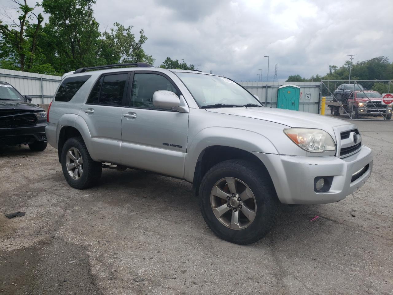 JTEBU17R768065988 2006 Toyota 4Runner Limited