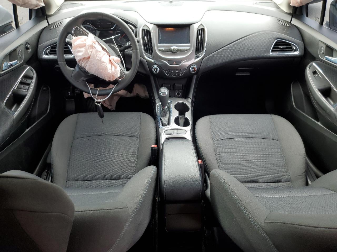 1G1BE5SM4J7234781 2018 Chevrolet Cruze Lt