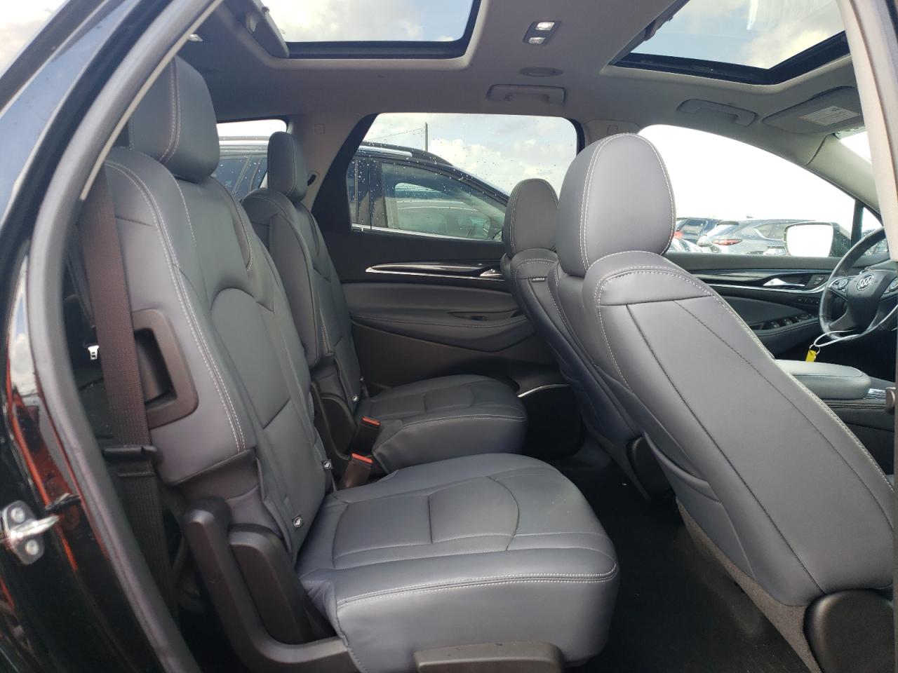 5GAERCKW6JJ167748 2018 Buick Enclave Premium