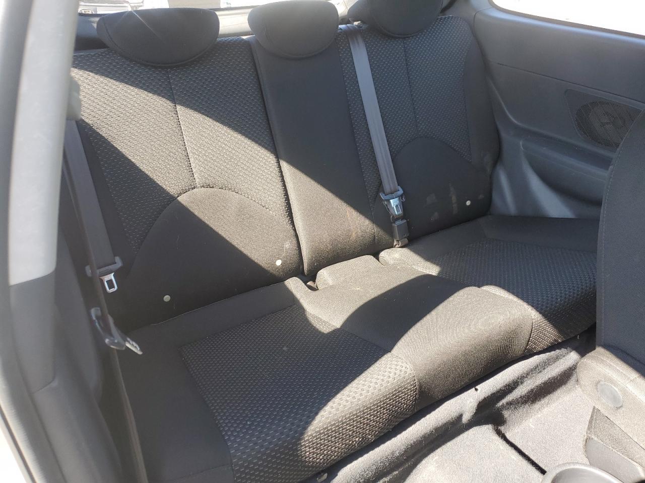 KMHCM36C99U118490 2009 Hyundai Accent Gs