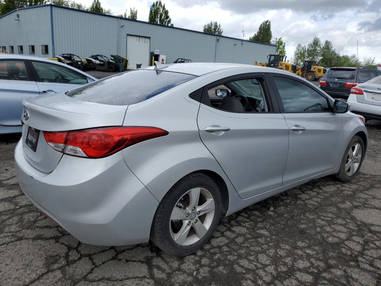 KMHDH4AE7DU745396 2013 Hyundai Elantra Gls