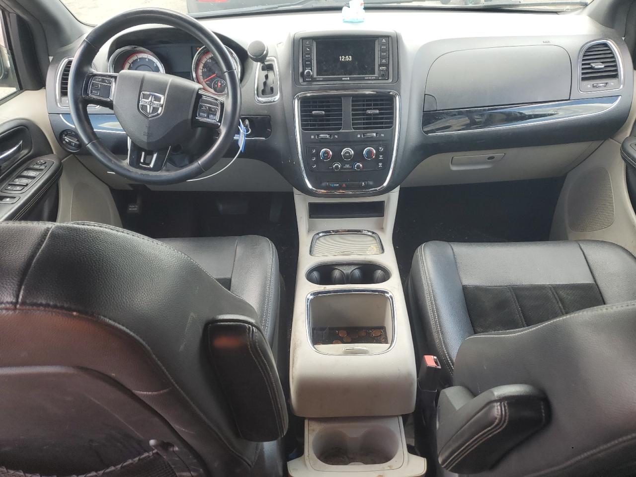 2C4RDGCG2HR805898 2017 Dodge Grand Caravan Sxt