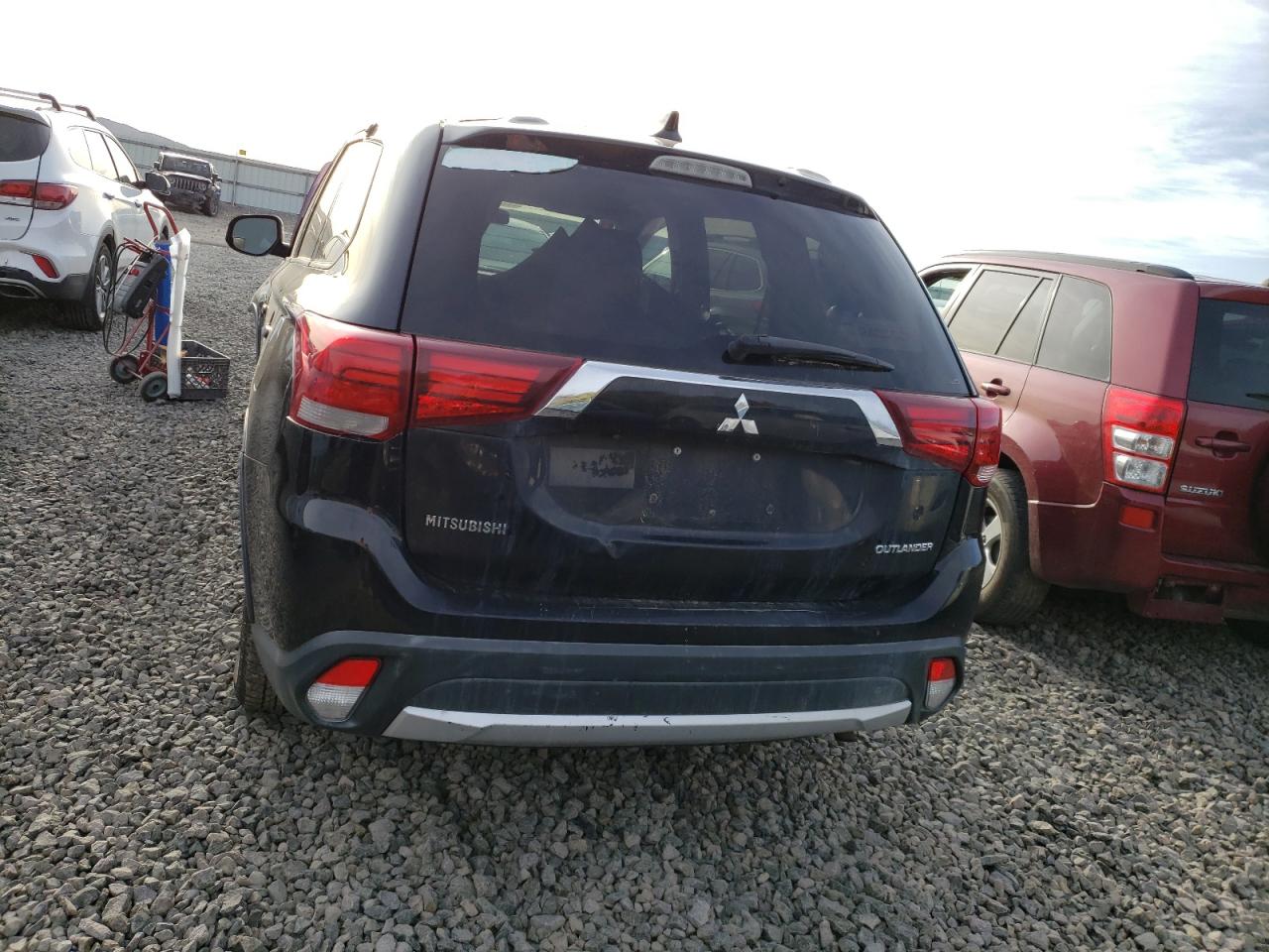 2017 Mitsubishi Outlander Es vin: JA4AZ2A31HZ042466