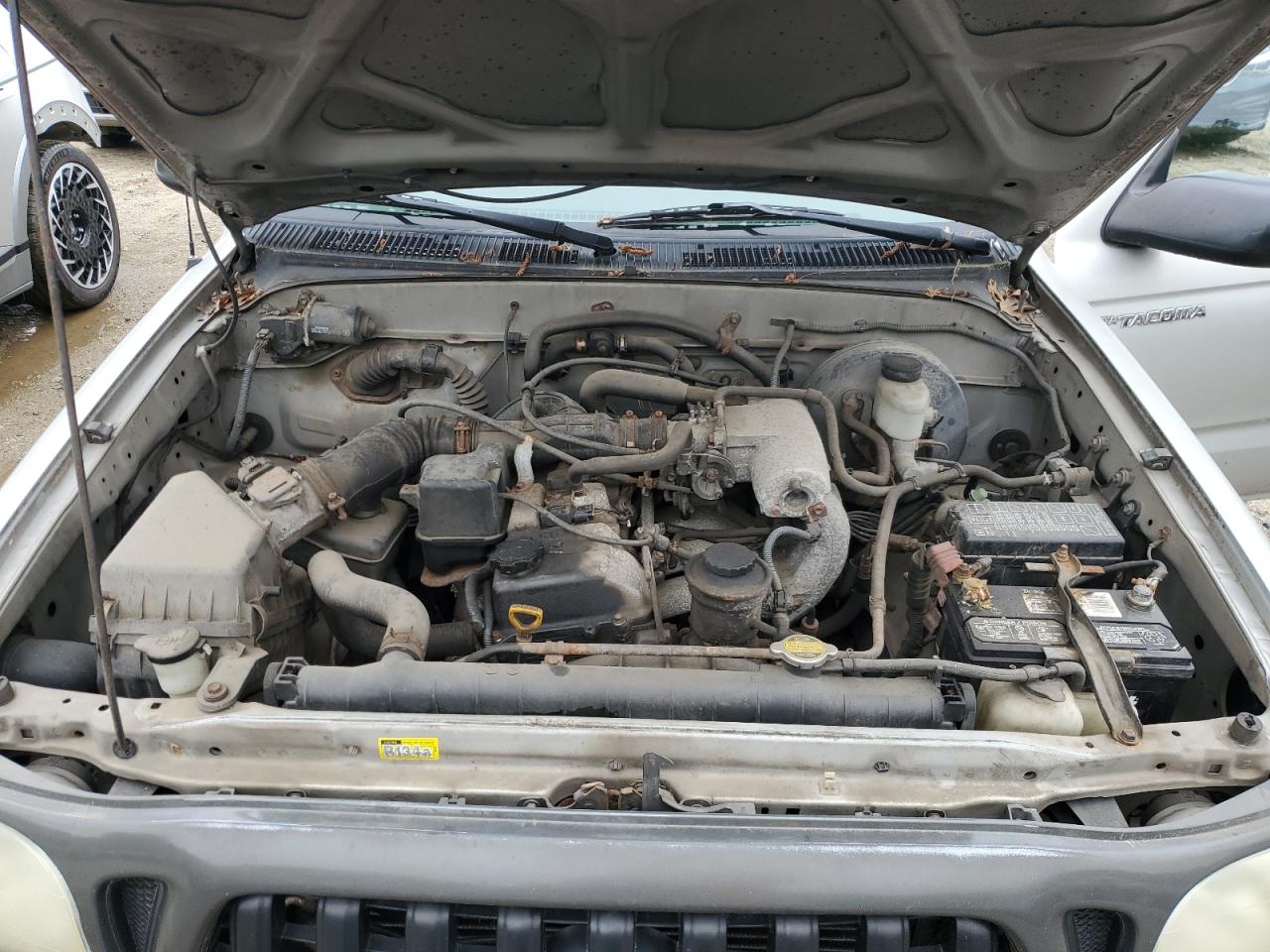 5TENL42N22Z126229 2002 Toyota Tacoma