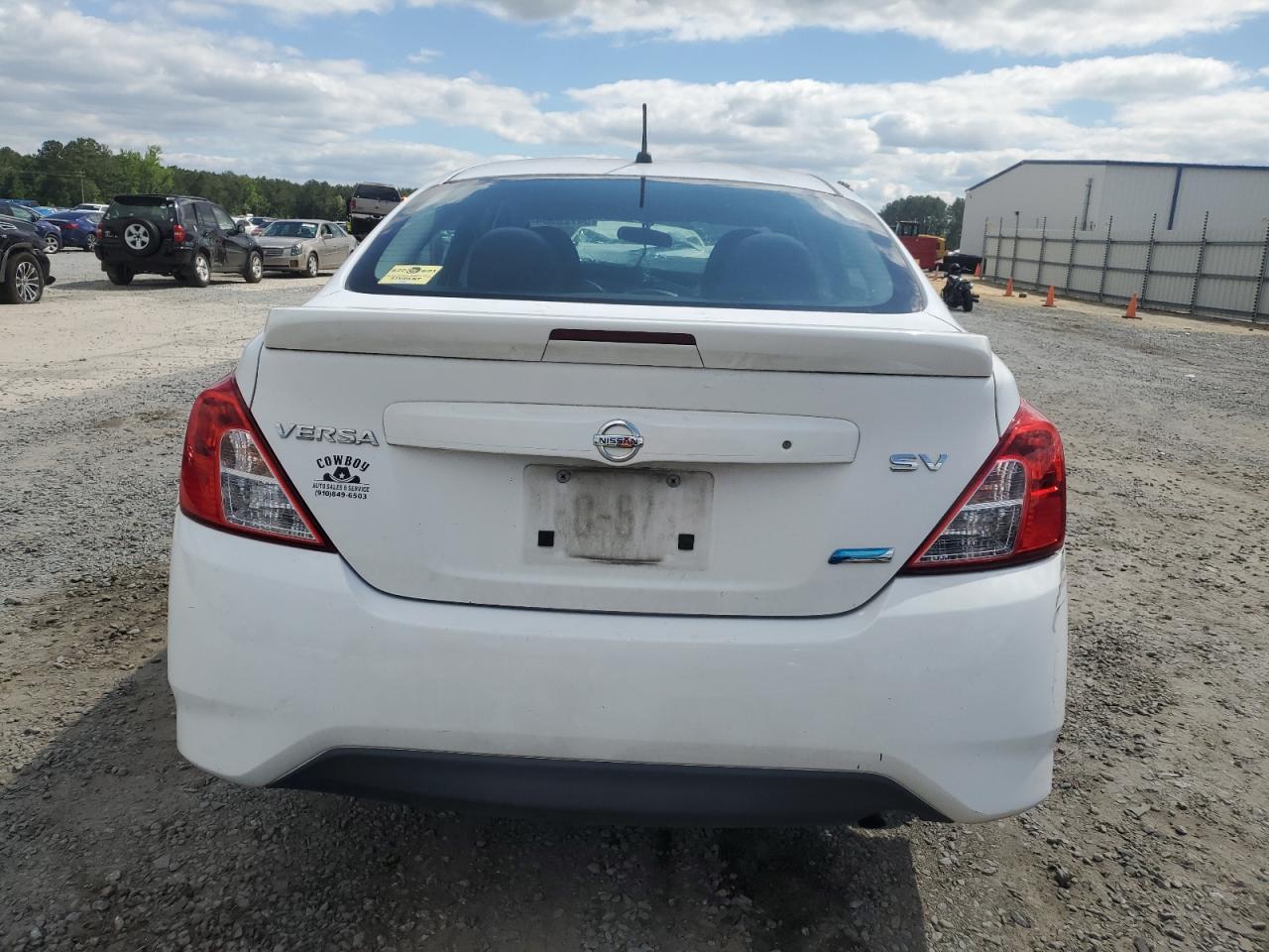 2015 Nissan Versa S vin: 3N1CN7AP2FL826348