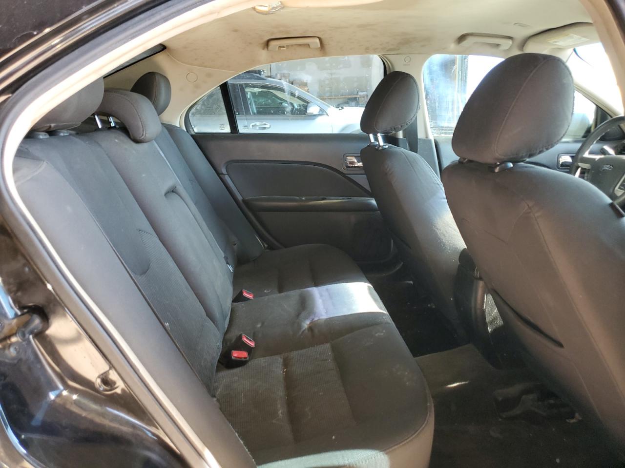 3FAHP0HA0BR326613 2011 Ford Fusion Se