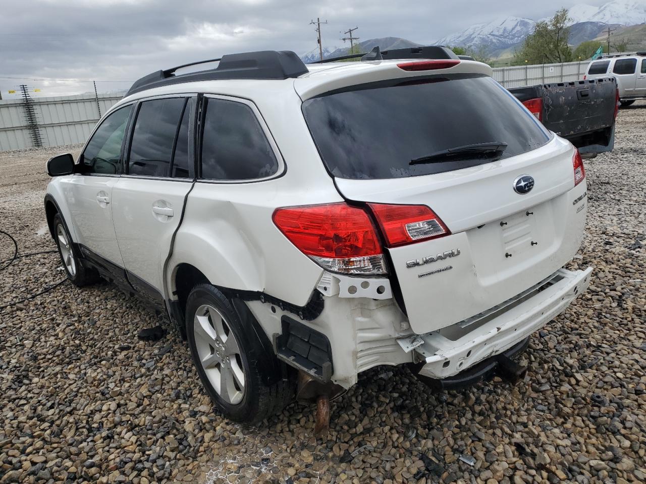 4S4BRBDC9E3223959 2014 Subaru Outback 2.5I Premium