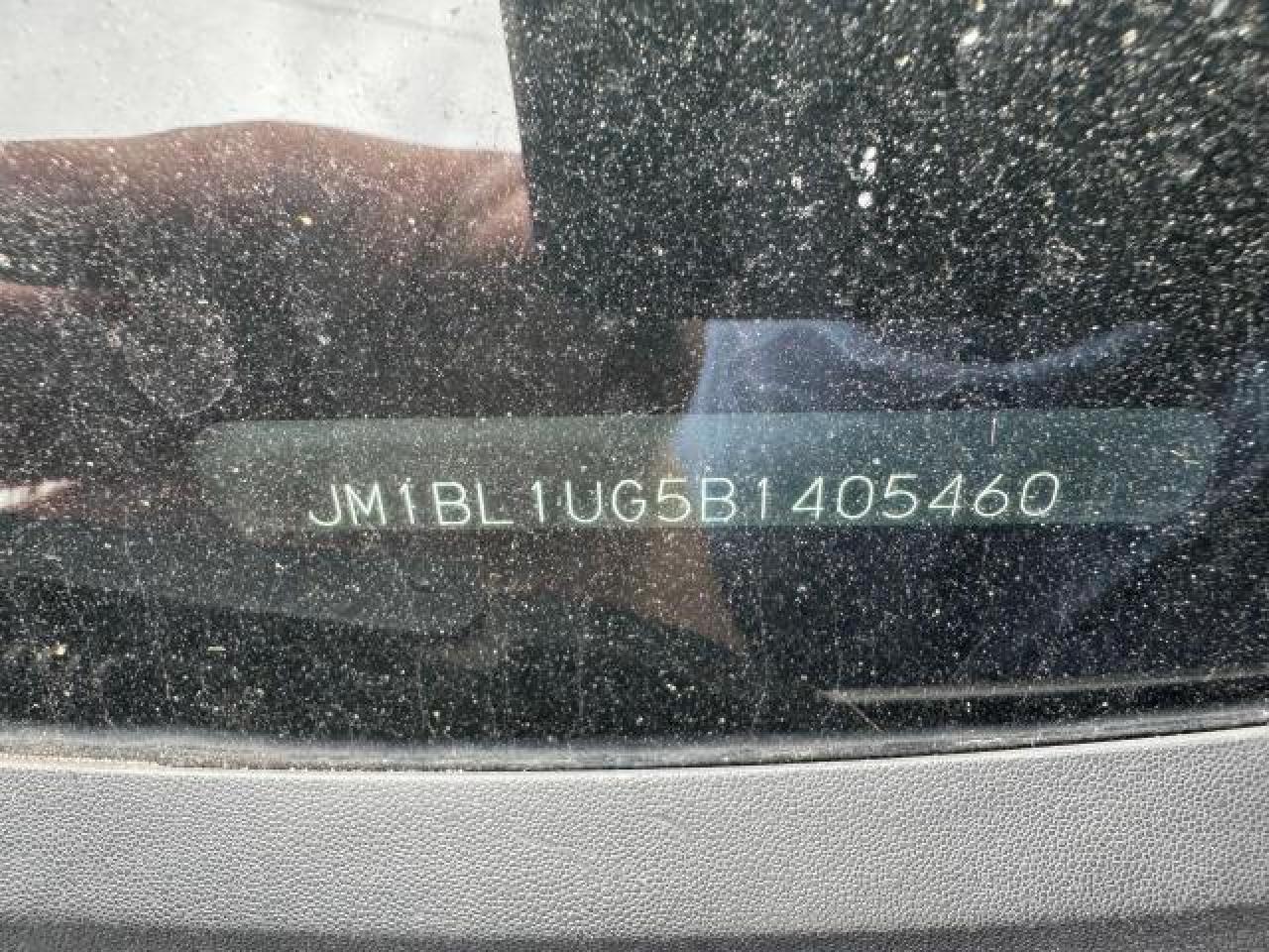 JM1BL1UG5B1405460 2011 Mazda 3 I