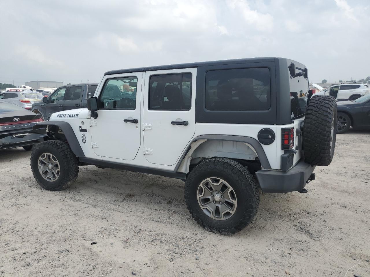 1C4HJWFG7GL215536 2016 Jeep Wrangler Unlimited Rubicon