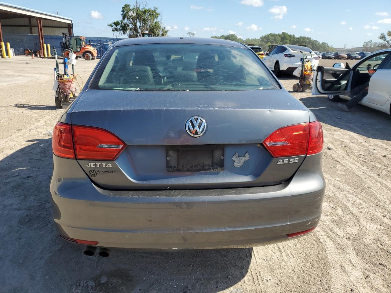 3VWDZ7AJ5BM377833 2011 Volkswagen Jetta Se