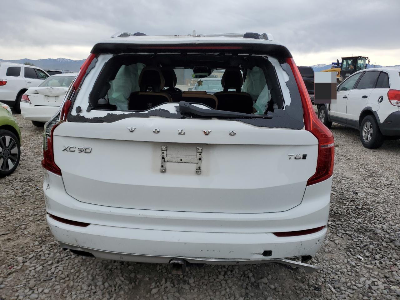 YV4A22PK2H1186919 2017 Volvo Xc90 T6