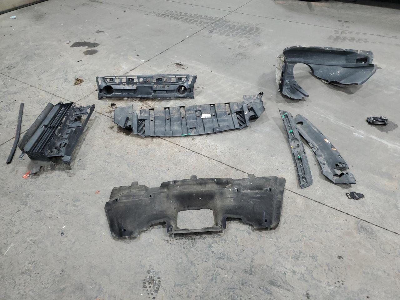 1FMCU9GX8EUD03077 2014 Ford Escape Se