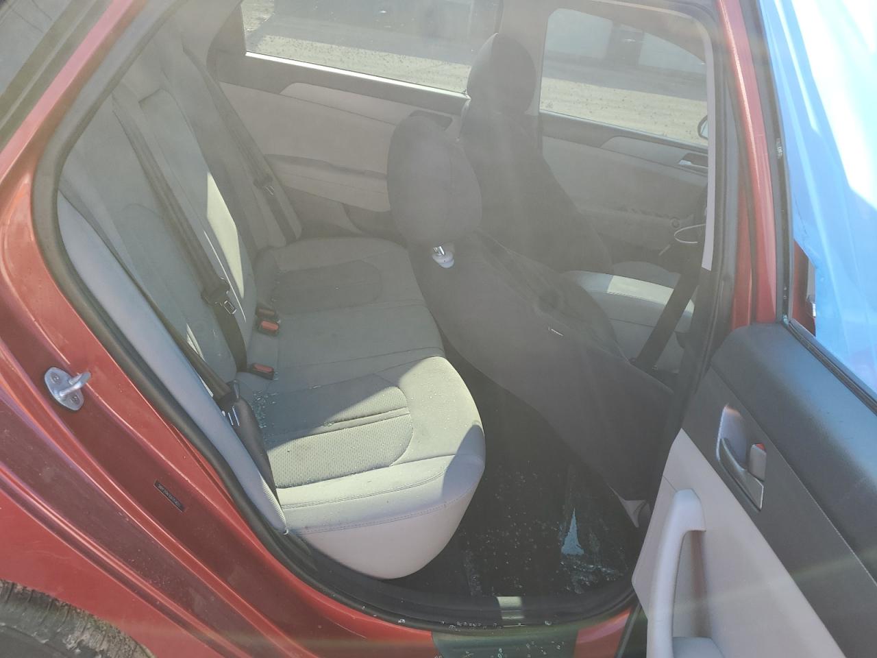 5NPE24AF8JH719043 2018 Hyundai Sonata Se