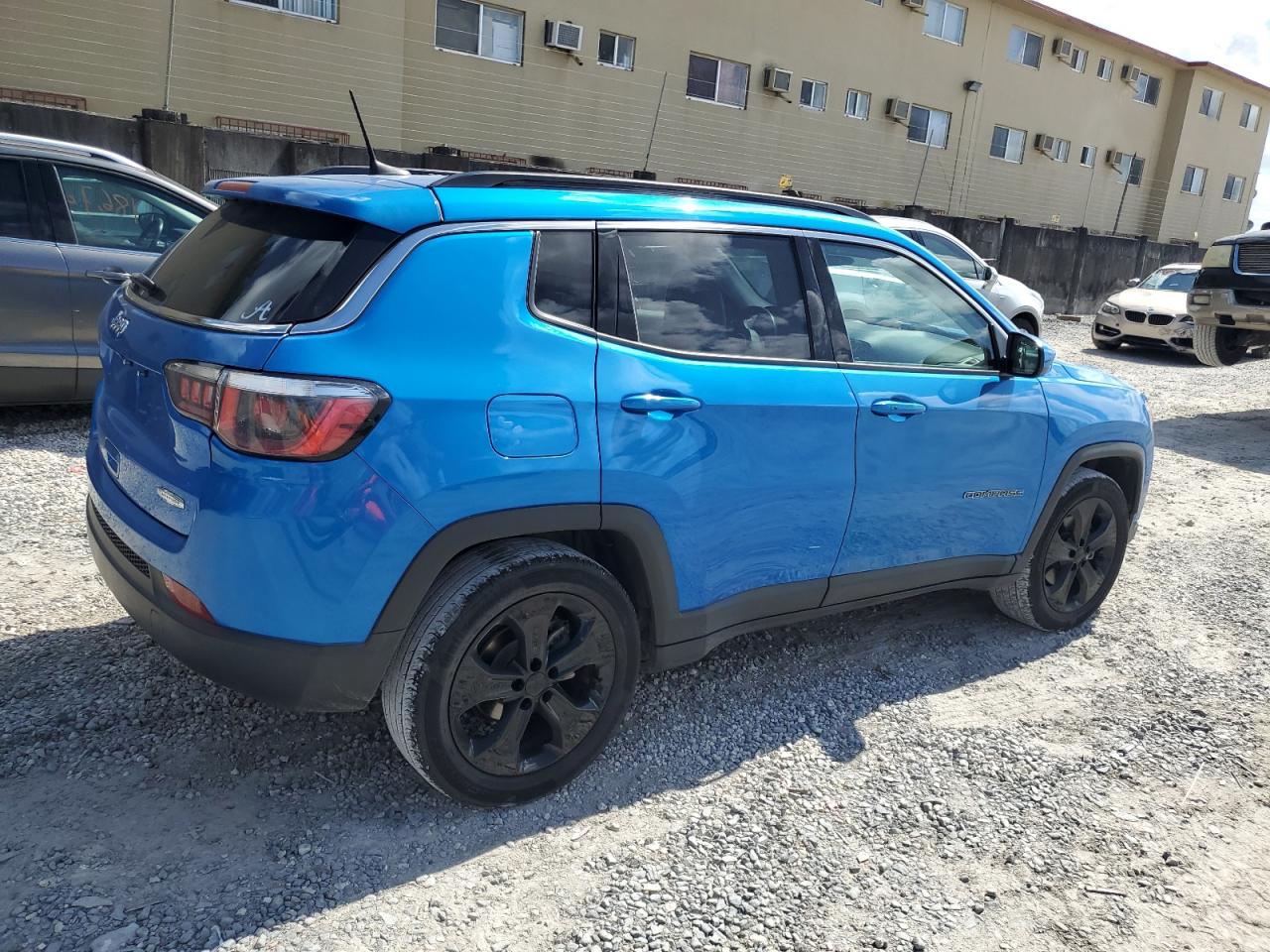 2019 Jeep Compass Latitude vin: 3C4NJCBB5KT711444