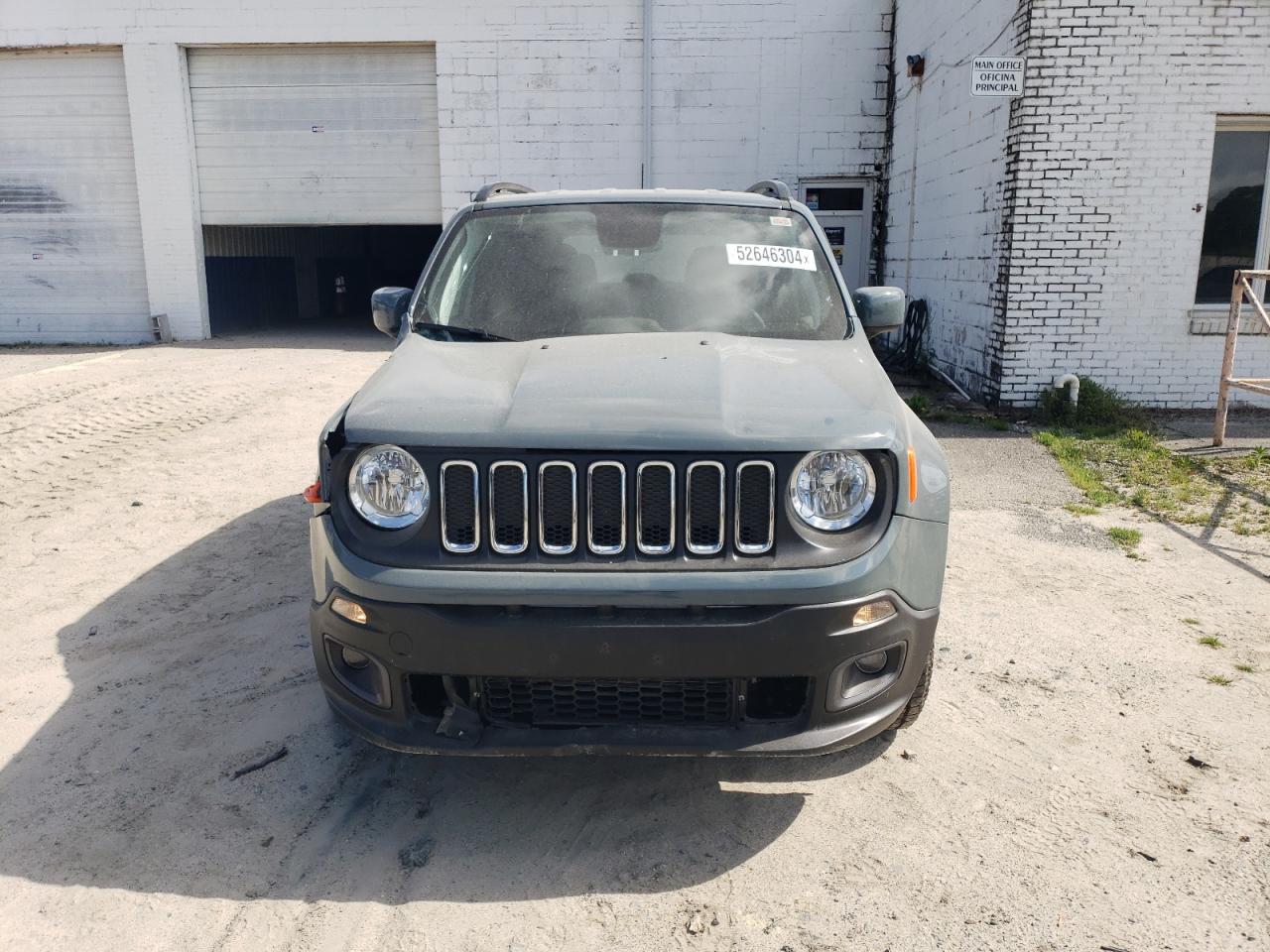 2018 Jeep Renegade Latitude vin: ZACCJBBBXJPH09017