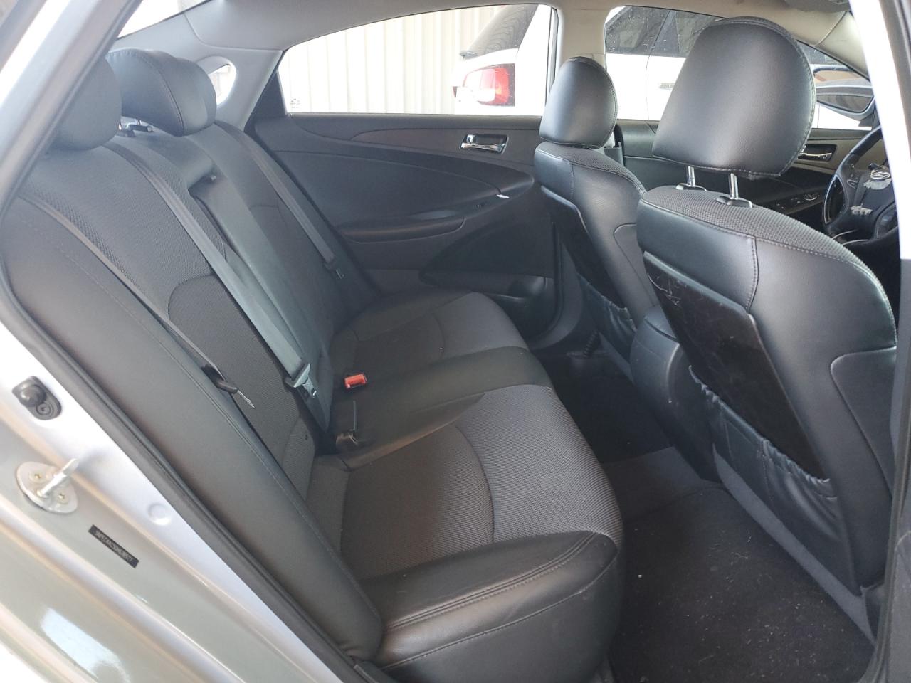 5NPEC4AC5DH676577 2013 Hyundai Sonata Se