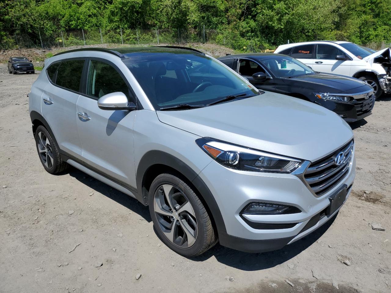 KM8J3CA27JU666016 2018 Hyundai Tucson Value