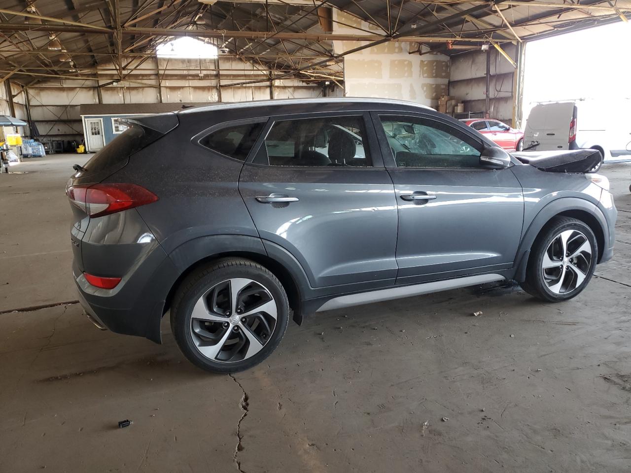 2017 Hyundai Tucson Limited vin: KM8J33A27HU389667