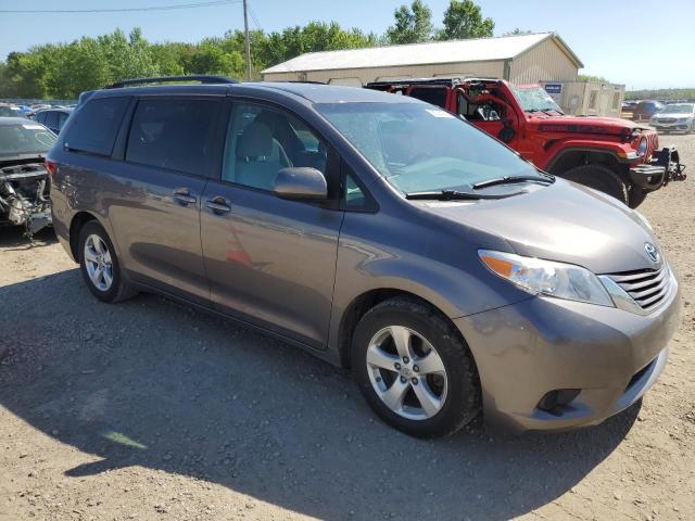 2017 Toyota Sienna Le VIN: 5TDKZ3DC3HS855367 Lot: 55033494