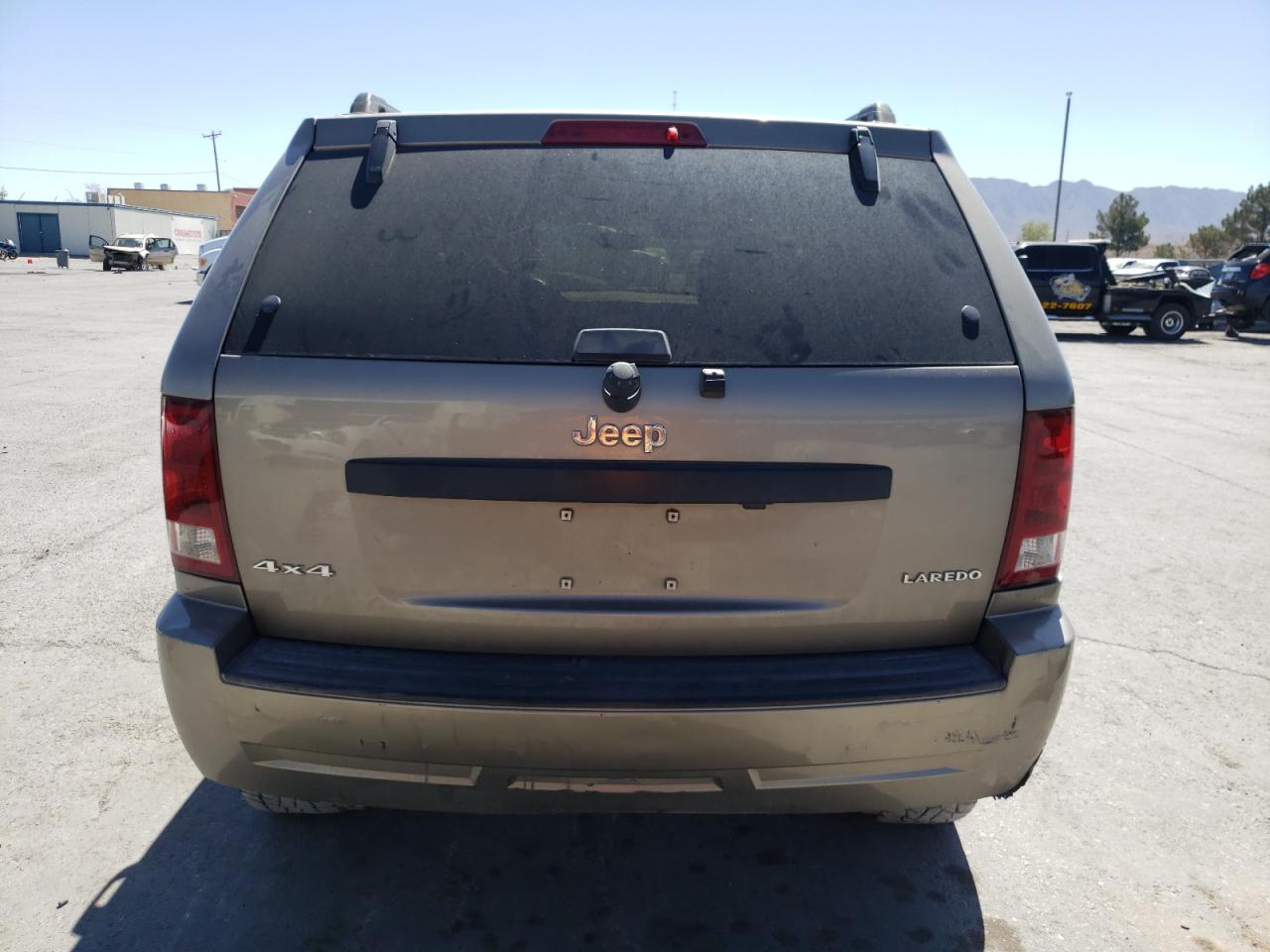 1J4GR48K55C681144 2005 Jeep Grand Cherokee Laredo