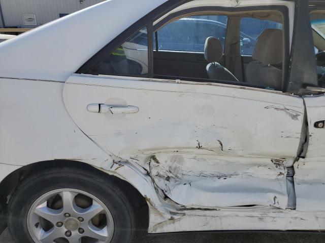 2004 Toyota Camry Le VIN: 4T1BE32KX4U353883 Lot: 54945734