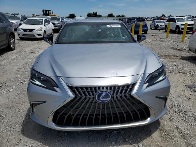 2022 Lexus ES - Image 5