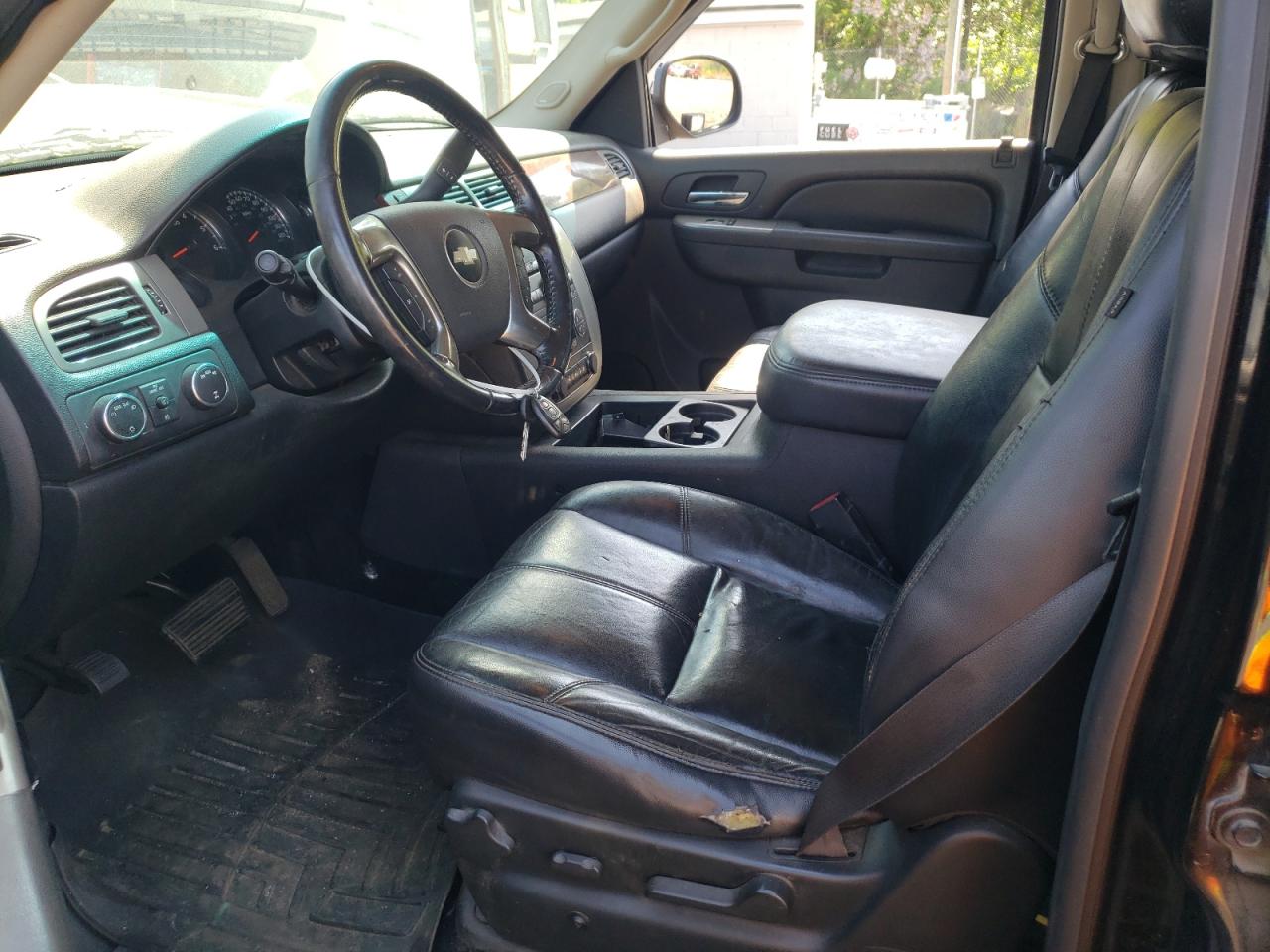 1GNUKBE07AR233393 2010 Chevrolet Tahoe K1500 Lt