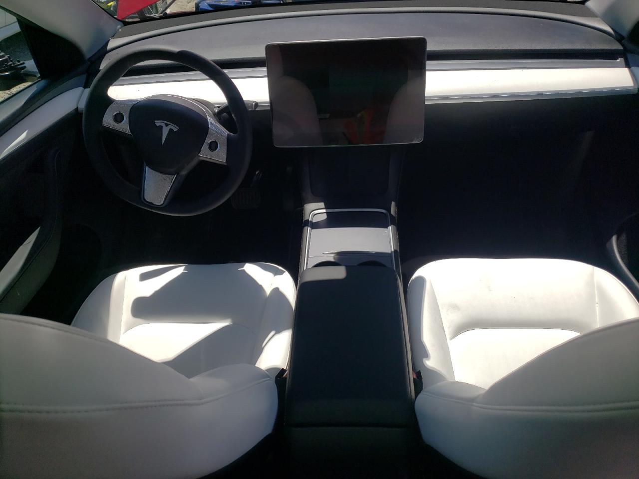 7SAYGDEE9RA258249 2024 Tesla Model Y